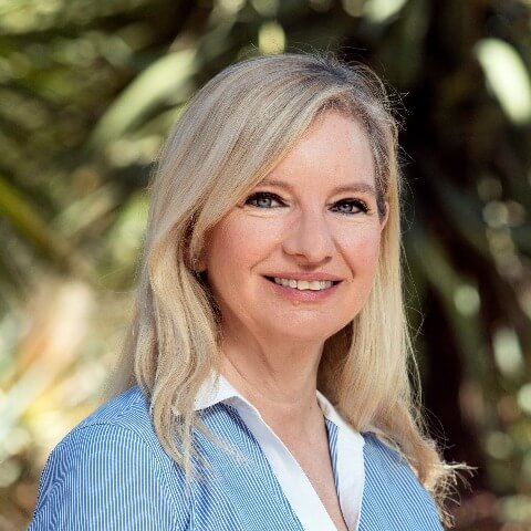 Dr. Kimberlie Mccue